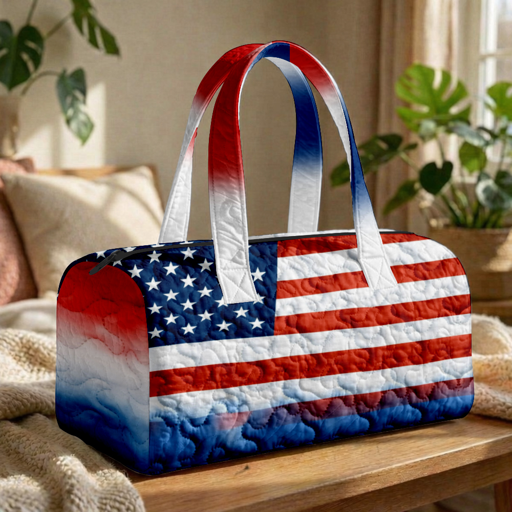 American Flag Quilted Duffle B - Women Bags Usa avaliação e preço