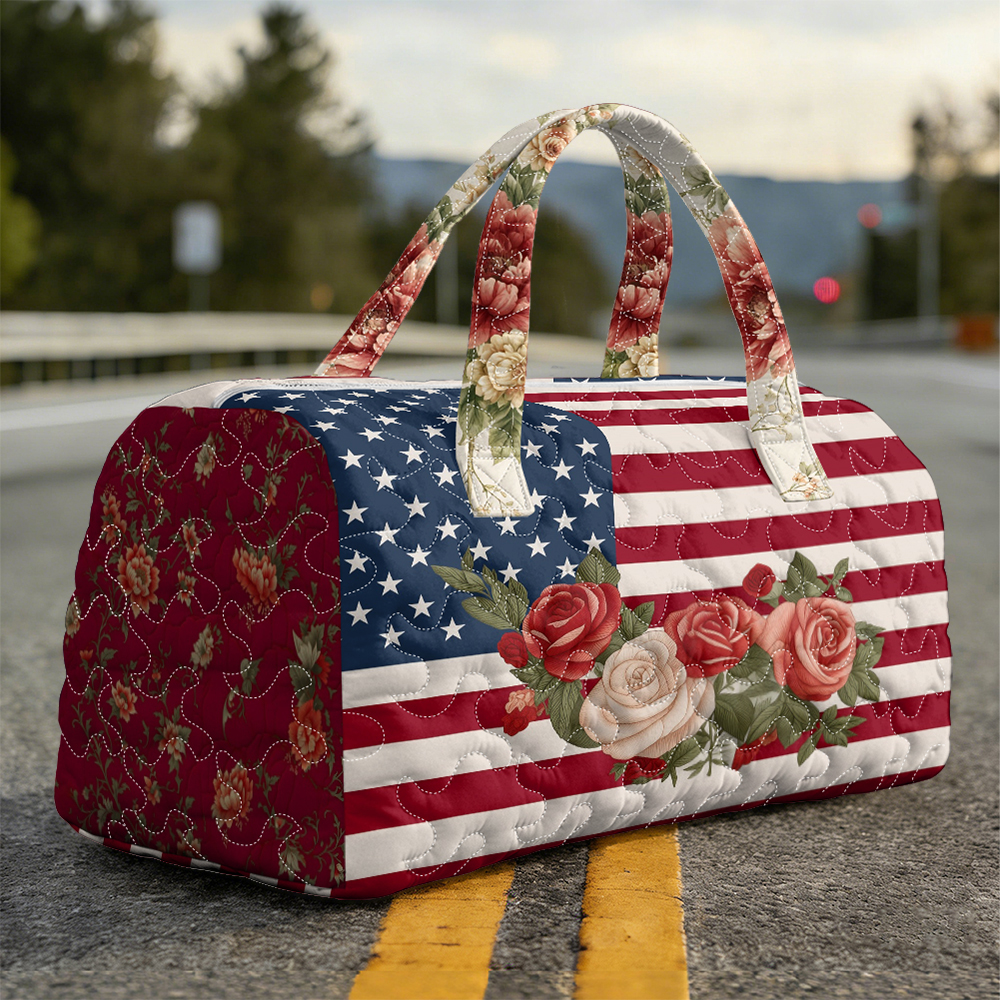 American Flag Quilted Duffle B - Women Bags Usa avaliação e preço